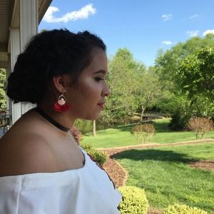 Meet your Posher, Dovie